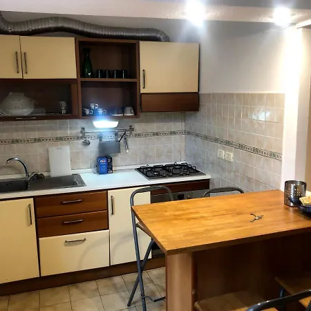 Appartamento: Tranquillita O Divertimento Apartment